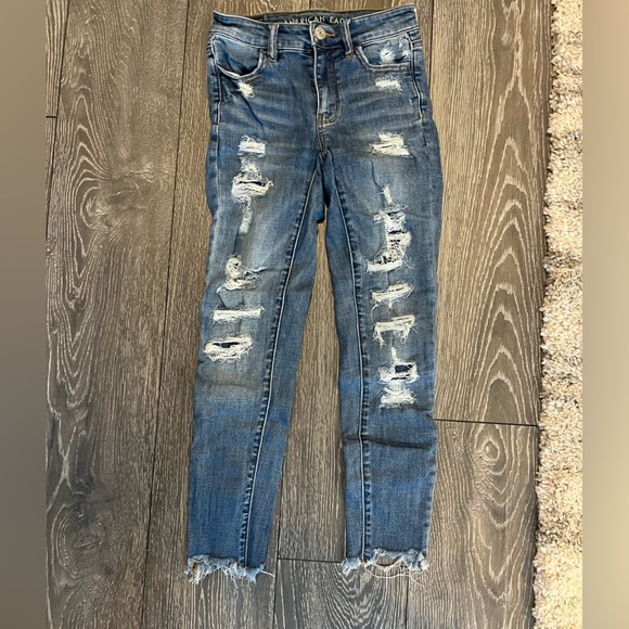 American Eagle: Ripped skinny jeans - Picture 1 of 4